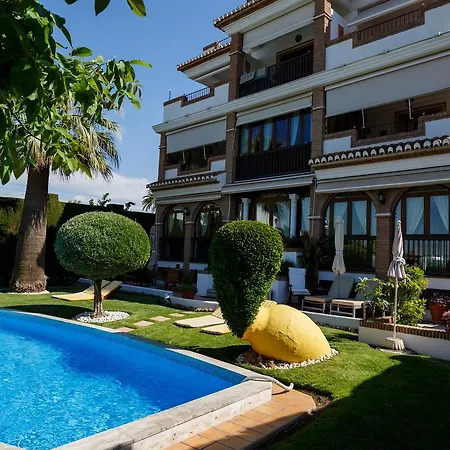 Sur Hotel Huetor Vega